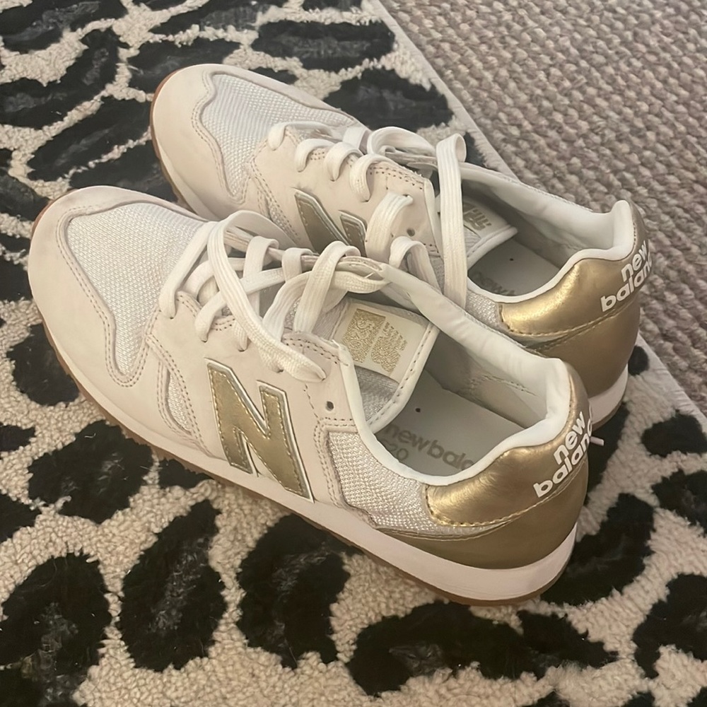 New Balance Gold 520
